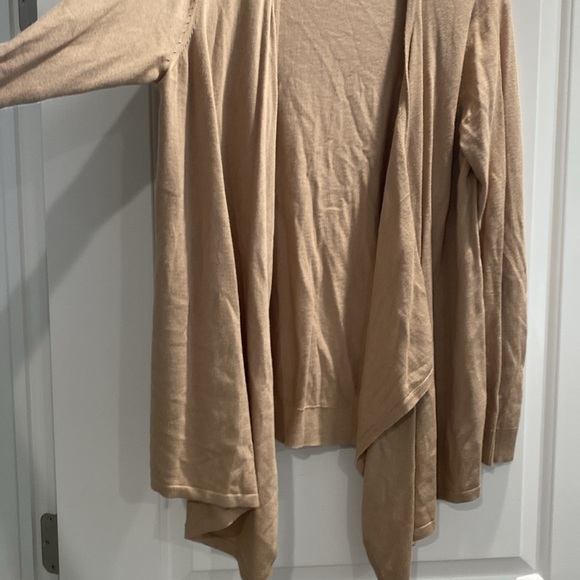 Cardigan - Picture 3 of 3